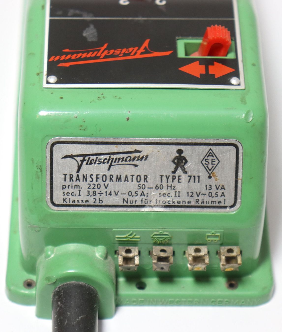 Fleischmann Modellini di ferrovie: Fleischmann Modelleisenbahn Typ 711 Transformator 14V DC – Usato da Frick venduto da volvo850driver 5