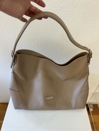 Aspinal of London Beige Leather Handbag. Excellent condition