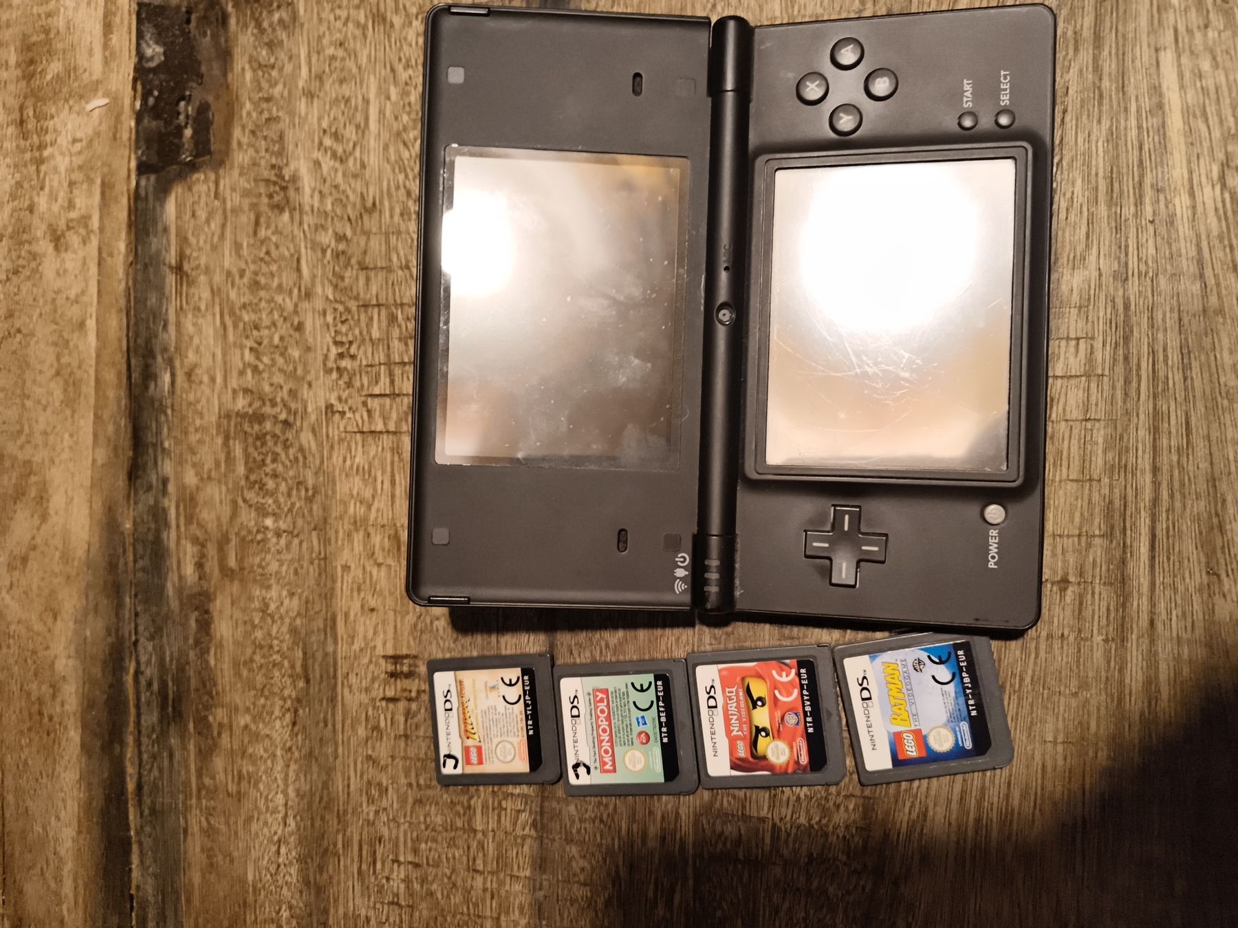 Nintendo Console: Nintendo DS +4 Spiele – Difettoso da Küsnacht ZH venduto da Joehn