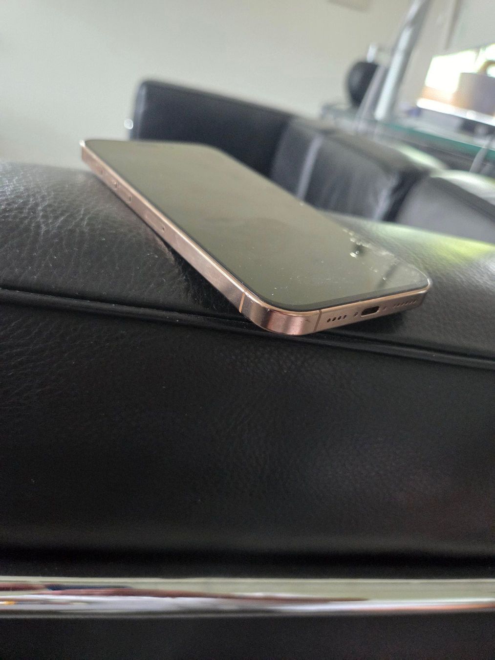 Apple Portables: Apple iPhone 16 Pro Max 256GB – Défectueux à Burgdorf par Moonwalker 4
