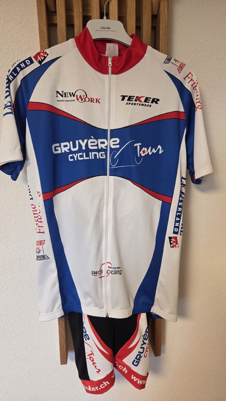 Lotti di vestiti: Equipement de vélo lot 3  – Usato da Le Pâquier-Montbarry venduto da Gruyere77 3