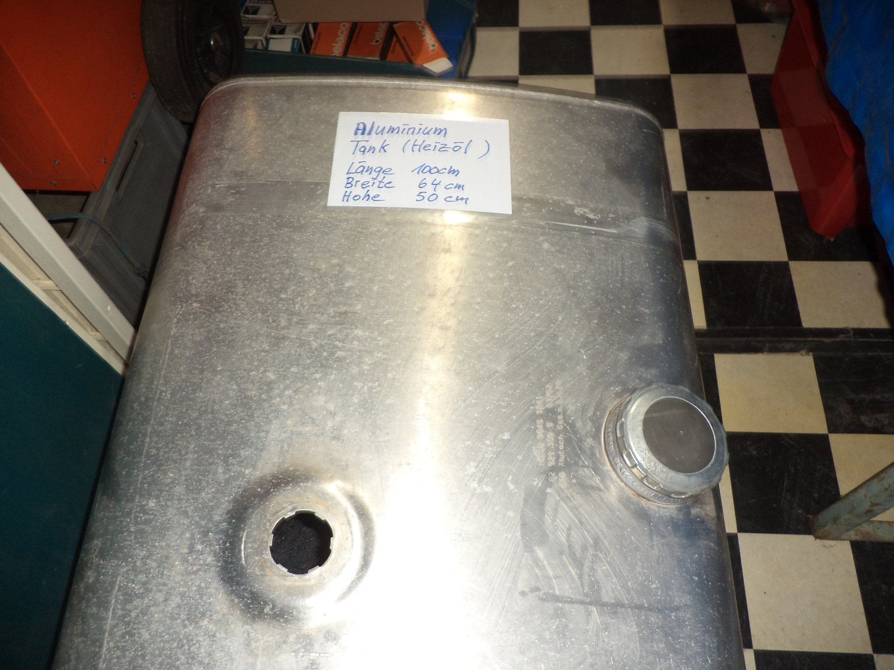 Accessori per altri veicoli: Aluminium Dieseltank - oder ev. auch Anderes – Usato da Oetwil am See venduto da Avenger07 1
