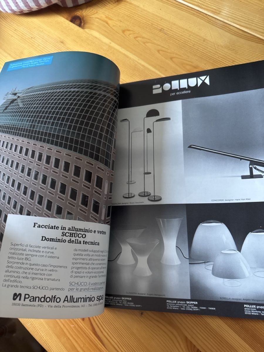 Riviste & Magazine: Domus Magazine 1985 12 Architecture Interiors Design – Usato da Vésenaz venduto da Angela.C3 3
