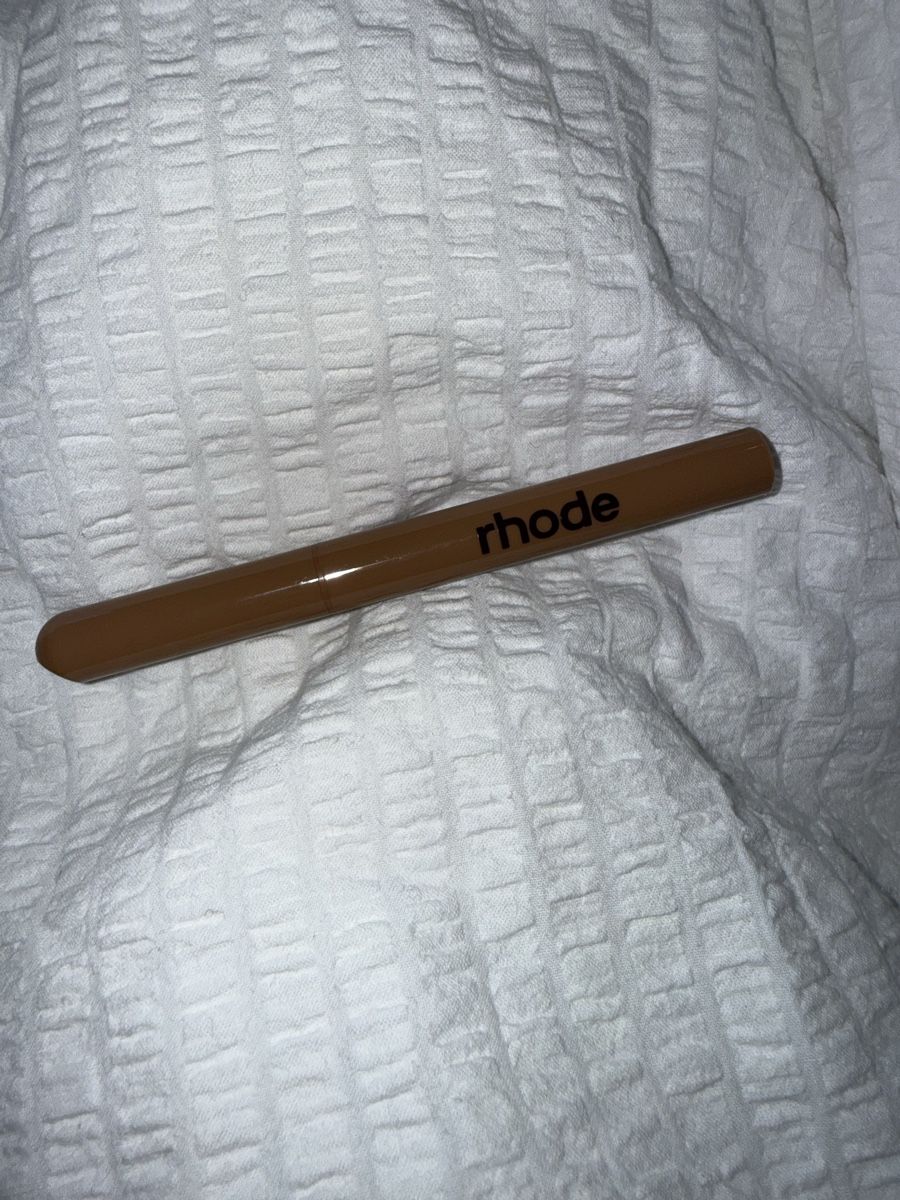 Rhode Make-up: Squeeze Peptide Lip Shape Rhode – Usato da Bottmingen venduto da Itsclaire 1