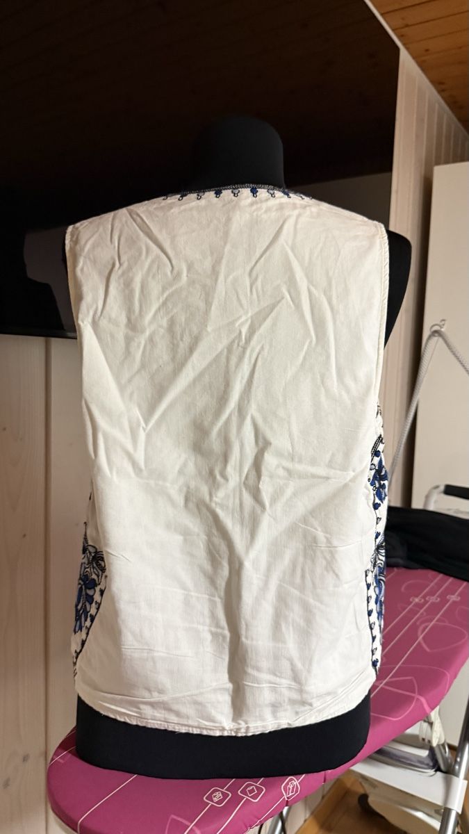 Gilets & Westen: Gilet süss gr S  – Gebraucht aus Haslen GL von rana04 2