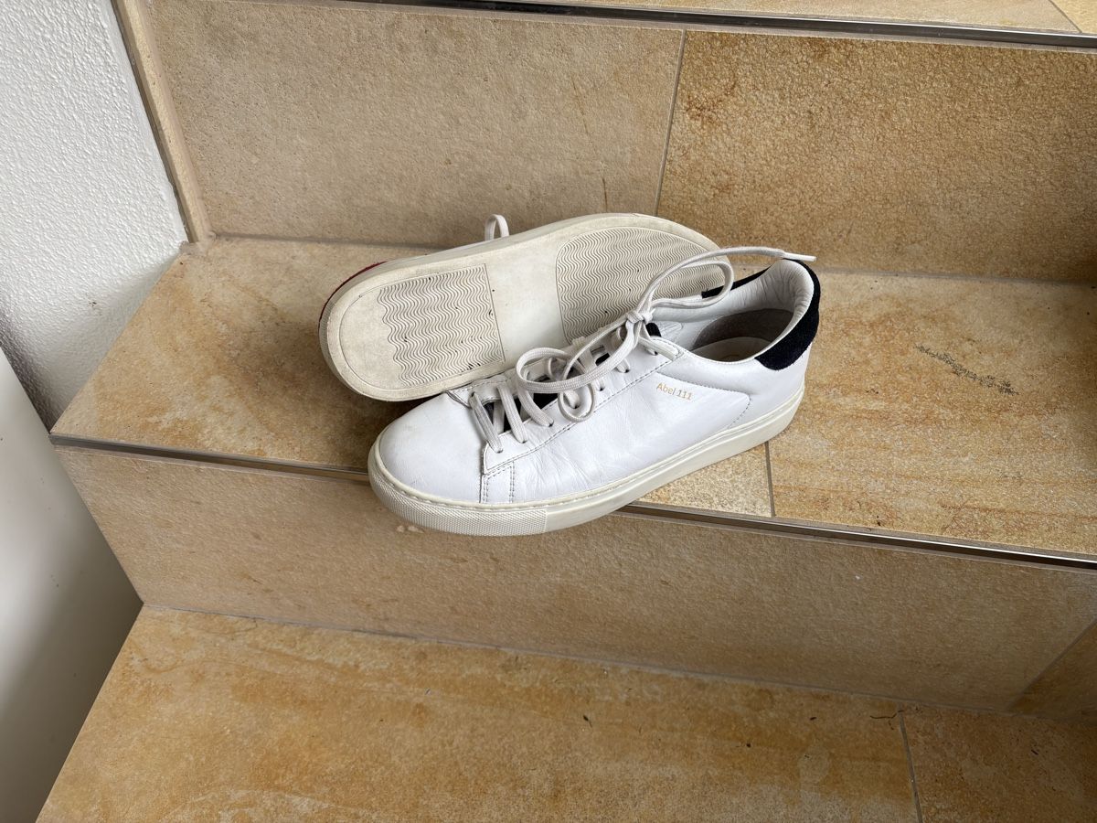 Scarpe da uomo: Sneaker Gr. 39/40 – Usato da Sörenberg venduto da dfew 1