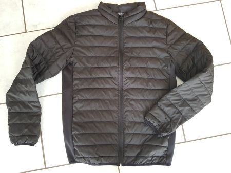 Leichte Daunenjacke J&J, Steppjacke Gr. M schwarz o. Kapuze