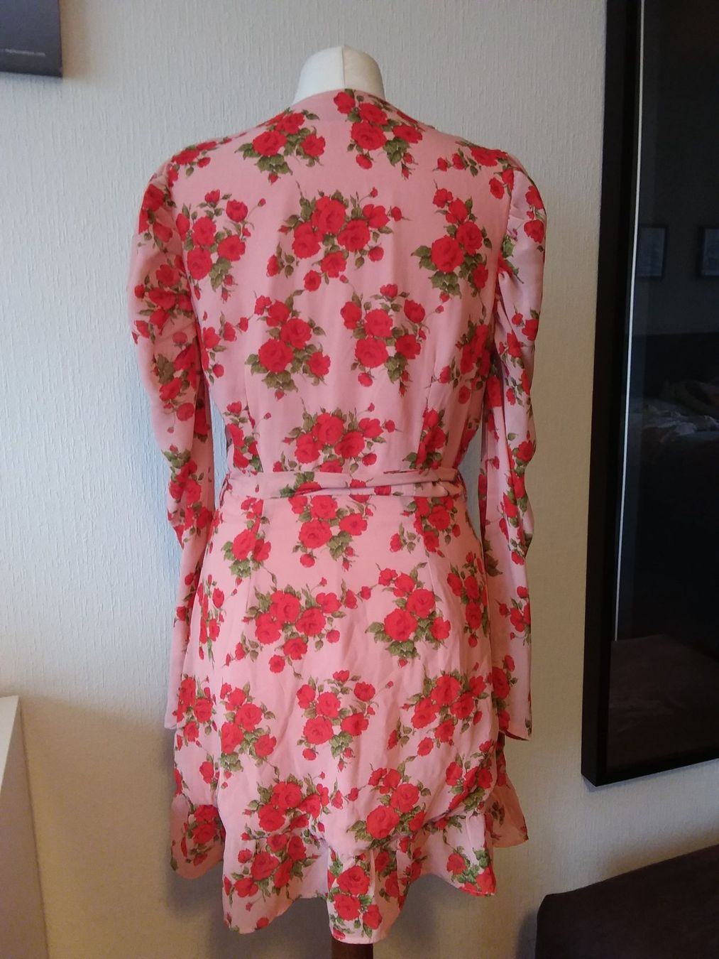 Kleider: Jolie robe rose MissGuided T40 – Neu (gemäss Beschreibung) aus Chêne-Bourg von Fio994 1