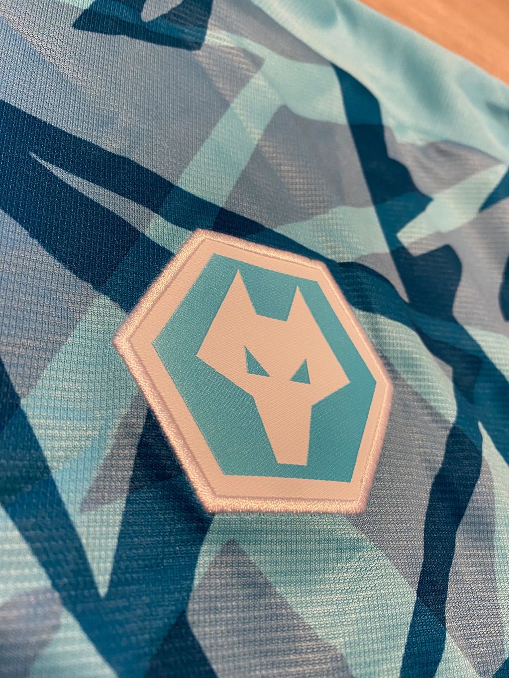 Canottiere & Pantaloni: Original & neuf Wolves Maillot - Taille 3XL – Nuovo e nell'imballaggio originale da Rossemaison venduto da Carduelis 5