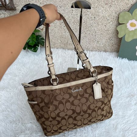Coach Tasche braun Canvas Leder monogramm 40x23cm gebraucht