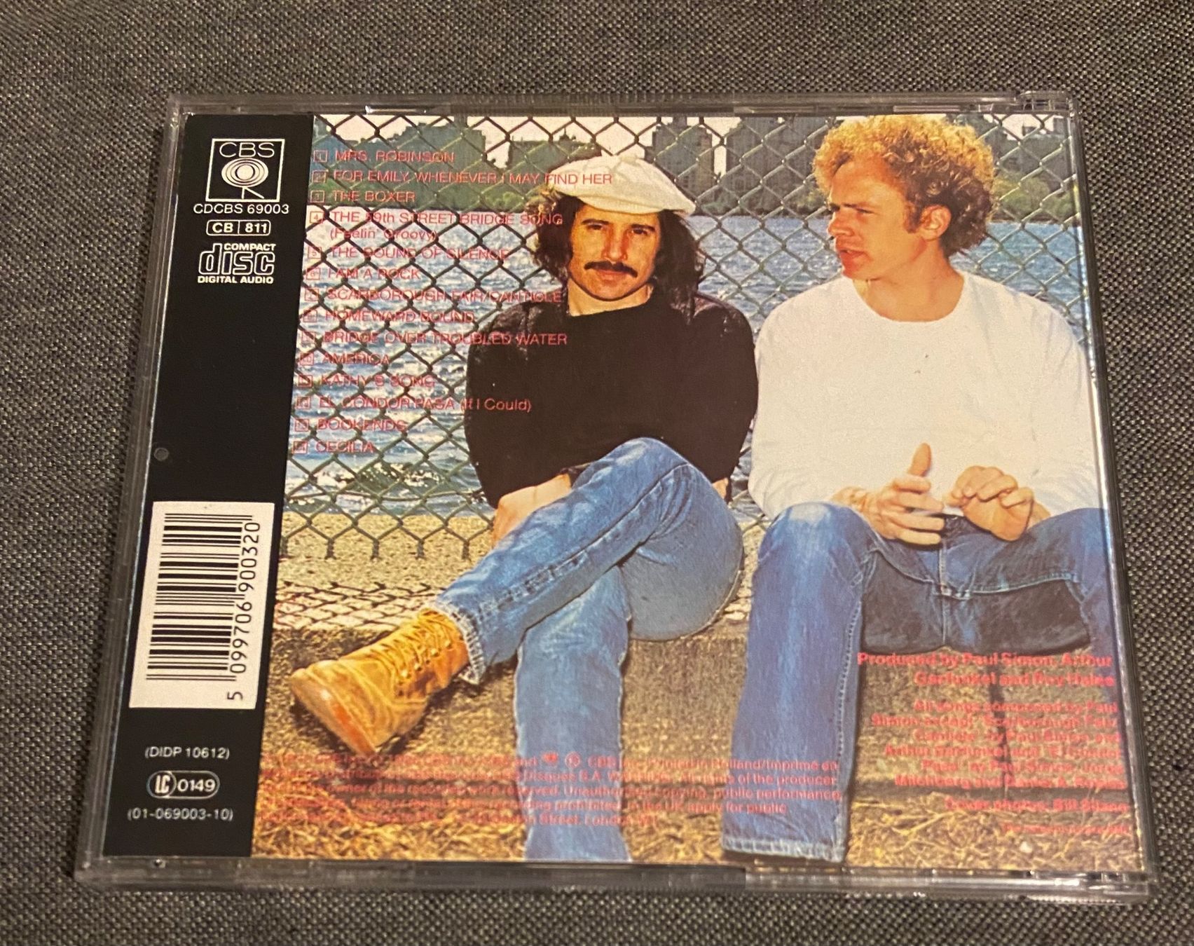 CDs: CD SIMON AND GARFUNKEL • GREATEST HITS – Gebraucht aus Luzern von Lycka 1