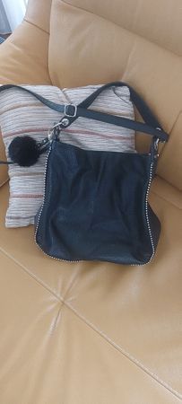 Schwarze Handtasche