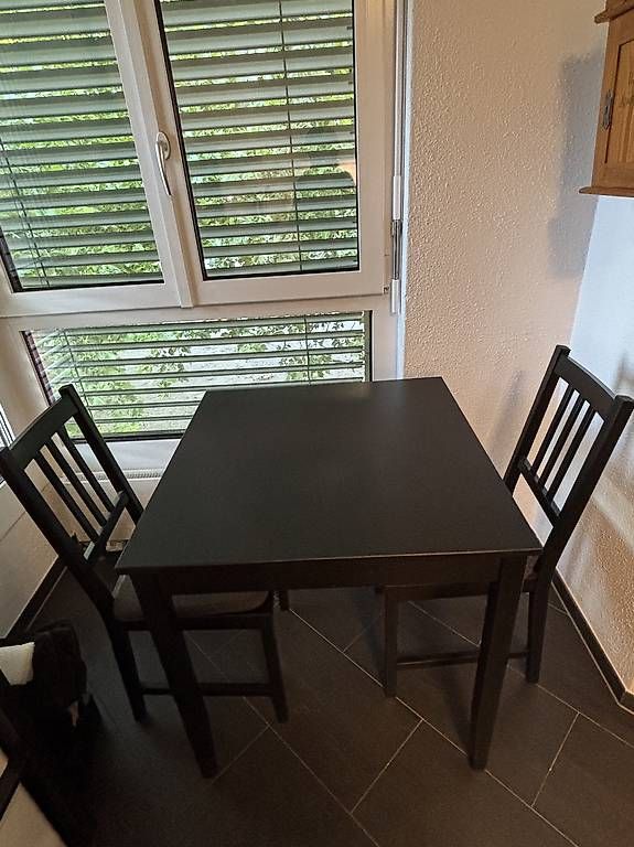 Ikea Tavoli: Tisch inkl. 2 Stühle – Usato da Wittenbach venduto da Jasmin_125