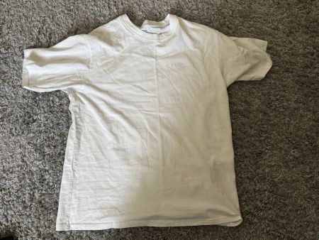 T-Shirt Sale Levis