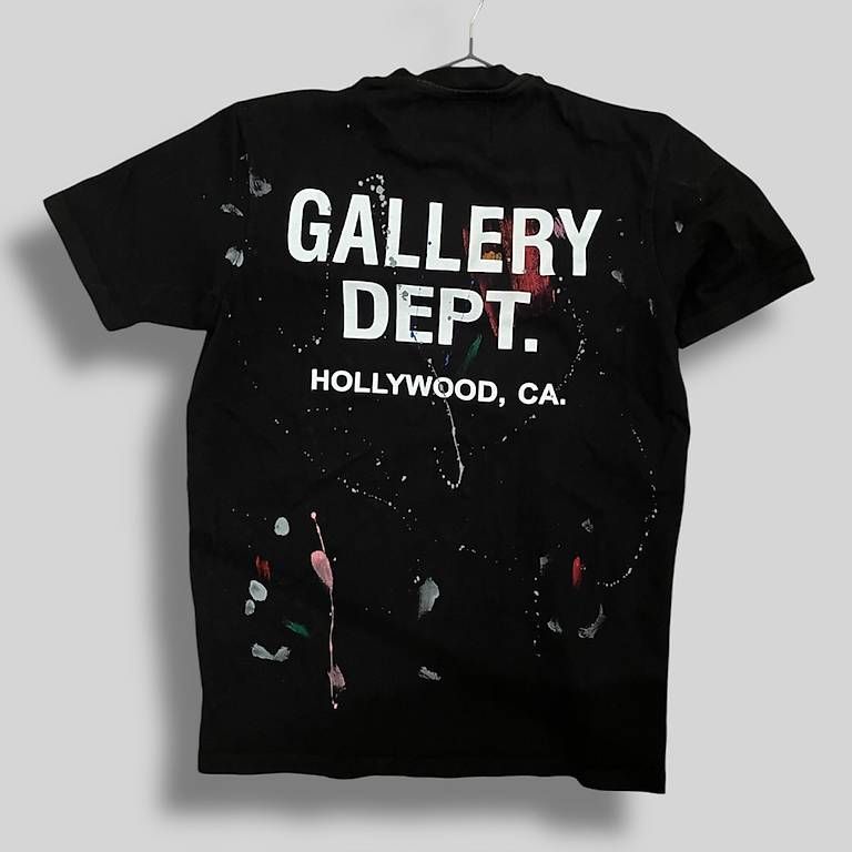 T-shirt: Gallery Dept t-shirt M – Usato da Basel venduto da Leo_6qtr 1
