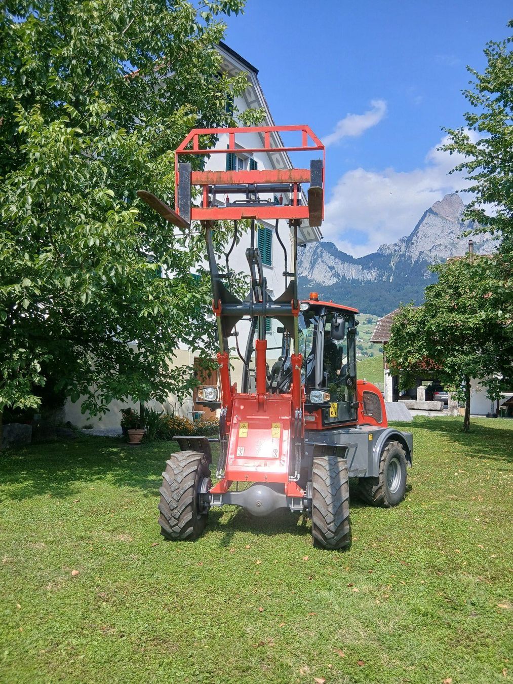 Hoflader: Radlader/Hoflader Everun ER16 – Gebraucht aus Ibach von tool-systems 1