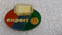 Ansteckpin 271: expert