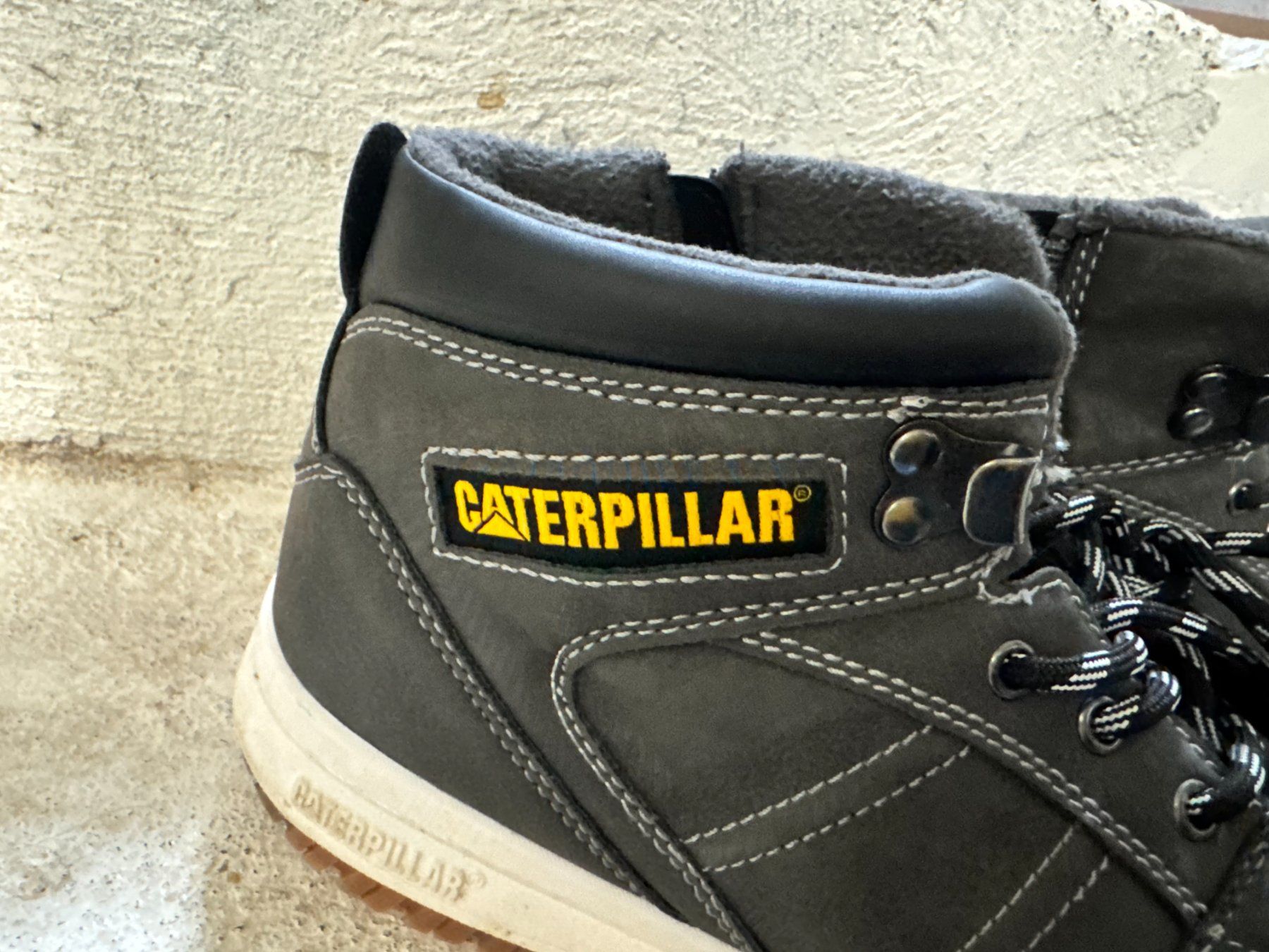 Caterpillar Scarpe per ragazzi: Winterschuh Caterpillar – Usato da Birmensdorf ZH venduto da Apg4 1