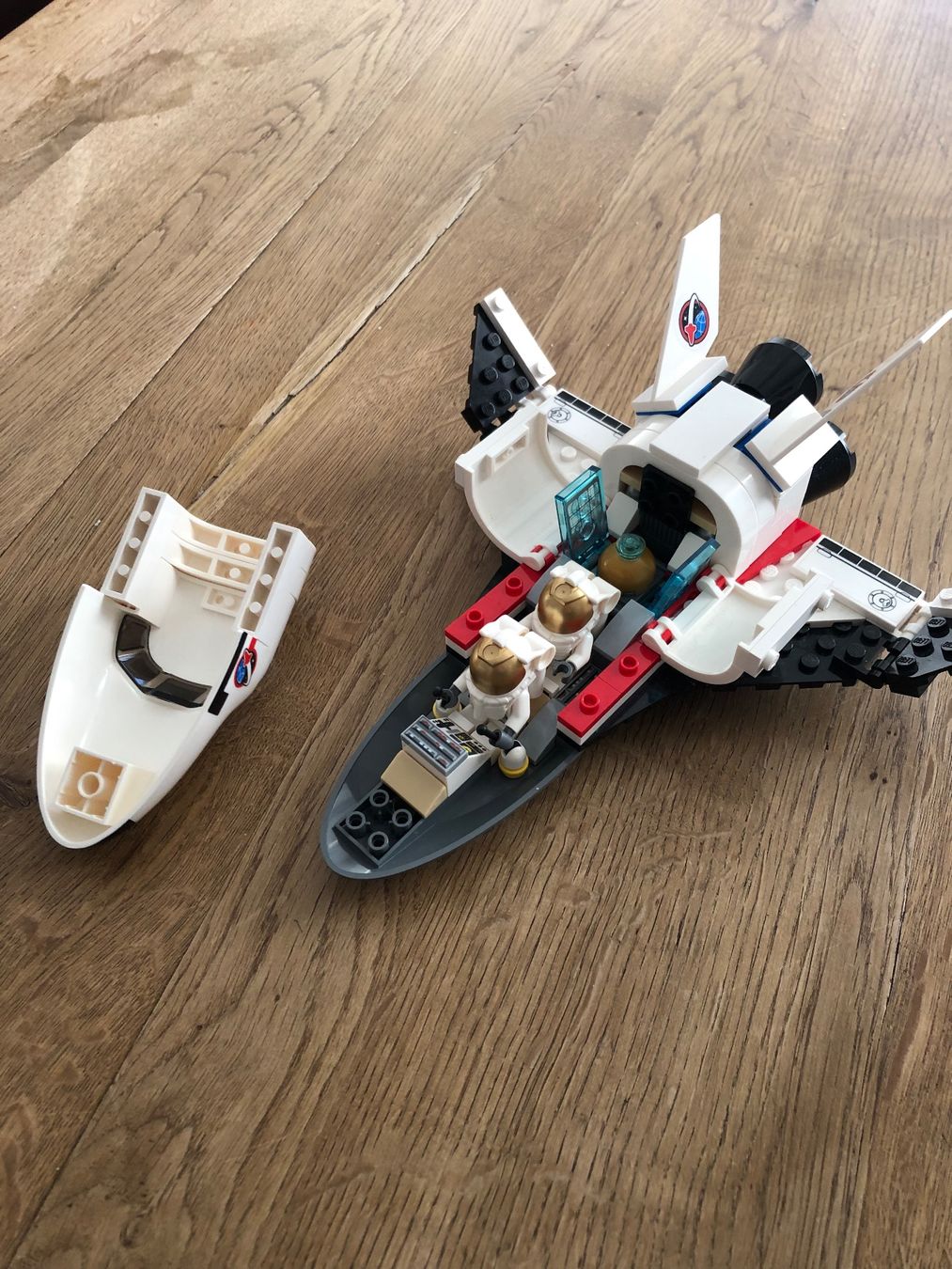 Lego Spielzeuge: LEGO City Space Shuttle 60078 – Gebraucht aus Bassersdorf von  2
