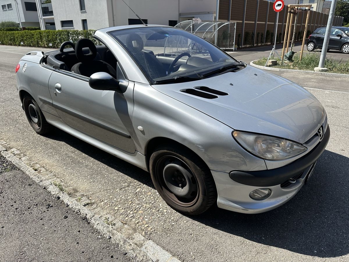 Peugeot Autos: Peugeot 206 Cabrio – D'occasion à Reinach AG par rares75
