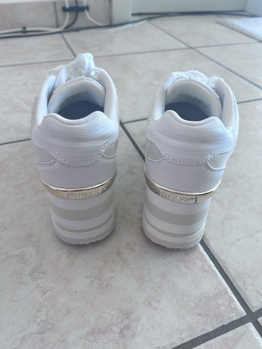 Guess Damenschuhe: Scarpe Guess gr38 – Gebraucht aus Cugnasco von sd1520 3