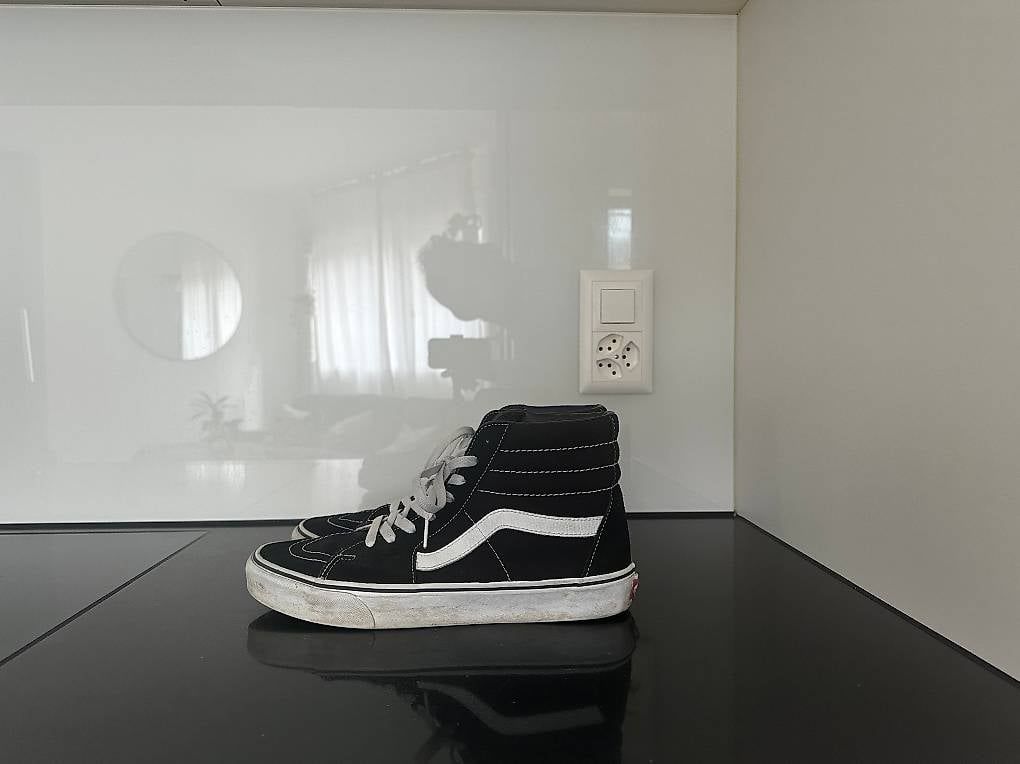 Vans Scarpe da uomo: Vans ? SK8-Hi ? Black / True White – Usato da Luzern venduto da NunoFernandes