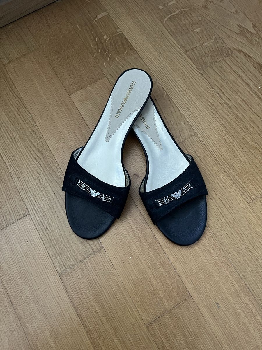 Armani Scarpe da donna: Emporio Armani kitten heels – Nuovo (secondo la descrizione) da Basel venduto da yaa_55fw
