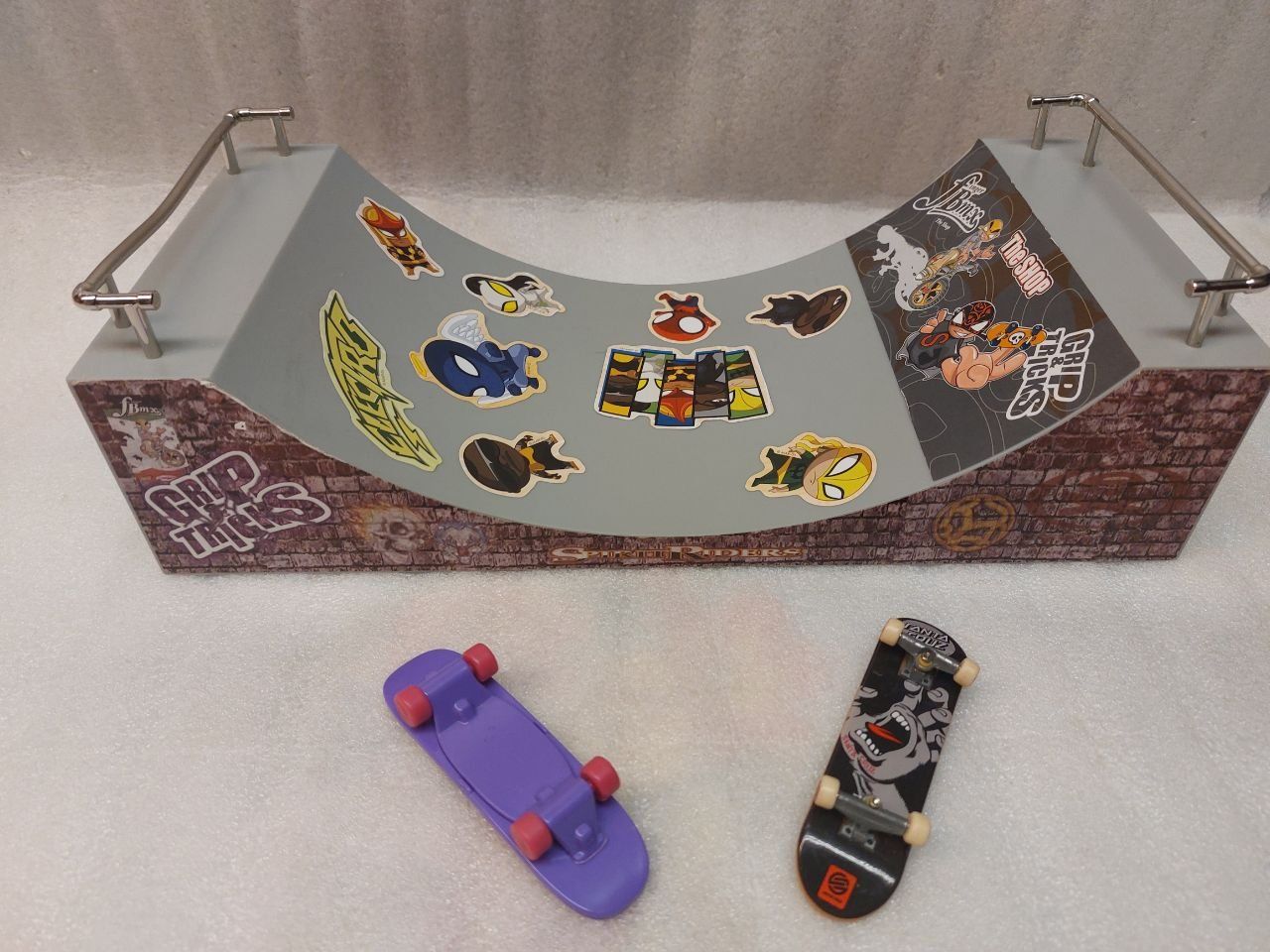 Skateboards: Fingerboard ramp with two skateboards – Usato da Pambio Noranco venduto da Pol69 4