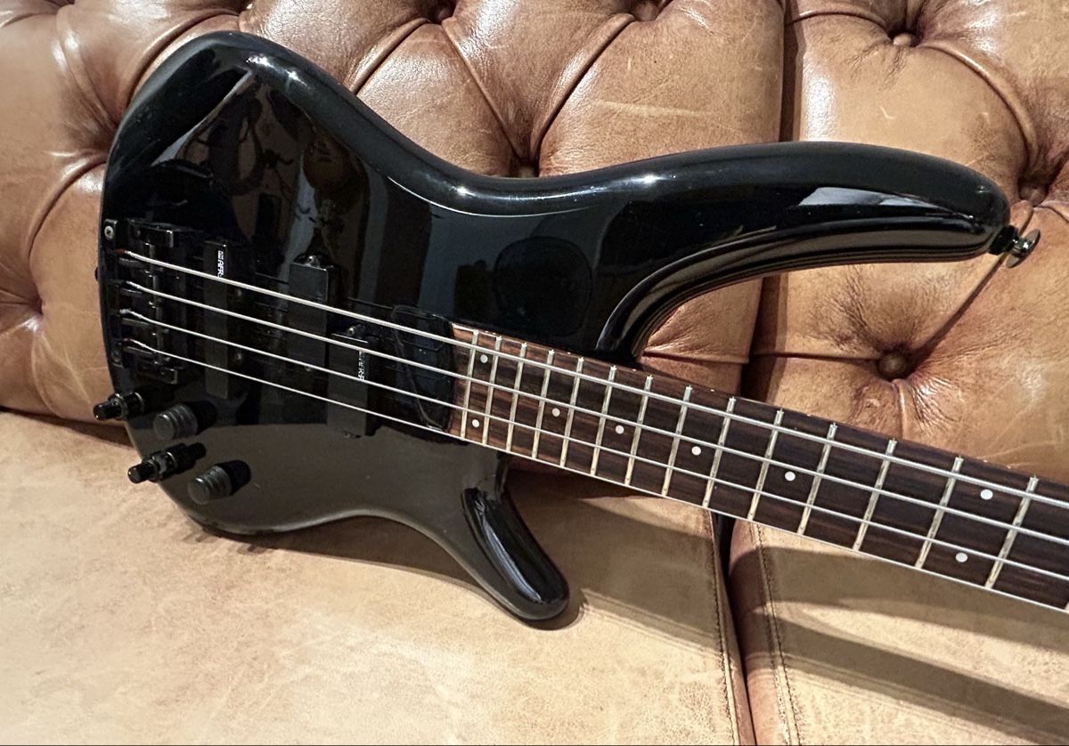 Strumenti musicali: Ibanez SD GR Bass Japan – Usato da Bergdietikon venduto da SoundFactory 4