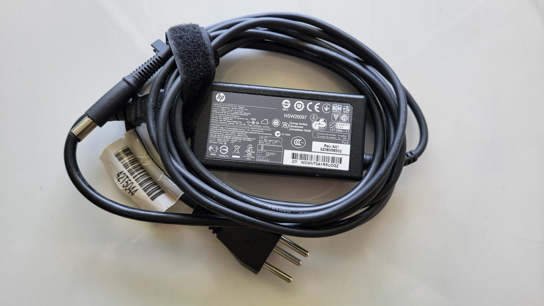 Hewlett Packard Caricabatterie: HP HEWLETT PACKARD Notebook-Netzteil 45W 19.5V 2.31A – Usato da Schindellegi venduto da Peter8834 1