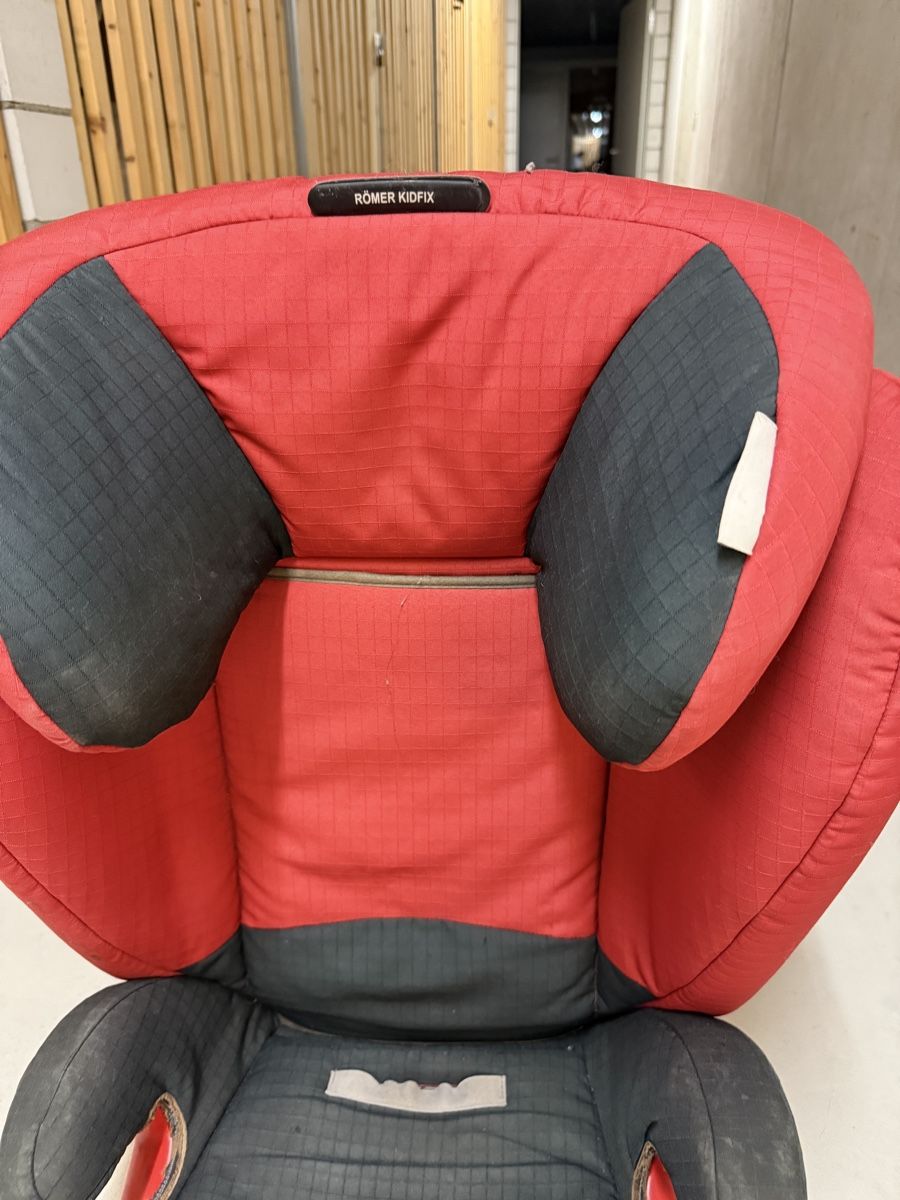 Seggiolini per auto: Kindersitz Römer Kidfix rot  – Usato da Zürich venduto da iva_x2vm 1
