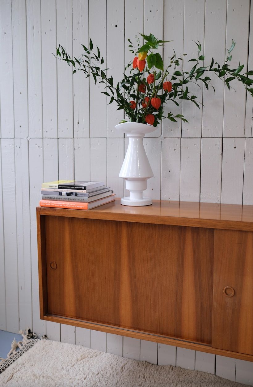 Büffets: Mid Century Sideboard / Wandmontage – Gebraucht aus Bern von Zmodern_VIN 7