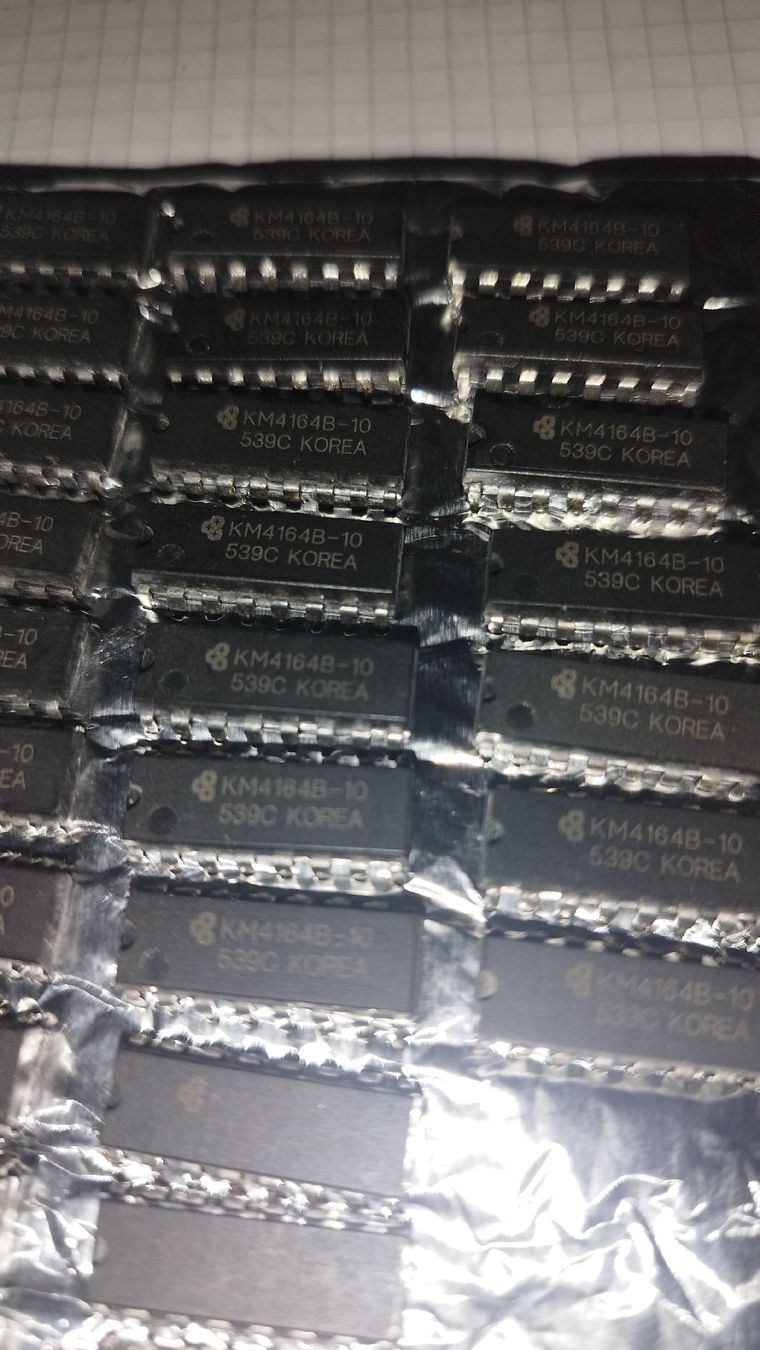 Elektronikbauteile: 27 x KM4164B-10 DIP-16 64K X 1 BIT – Gebraucht aus Domdidier von look80486 2