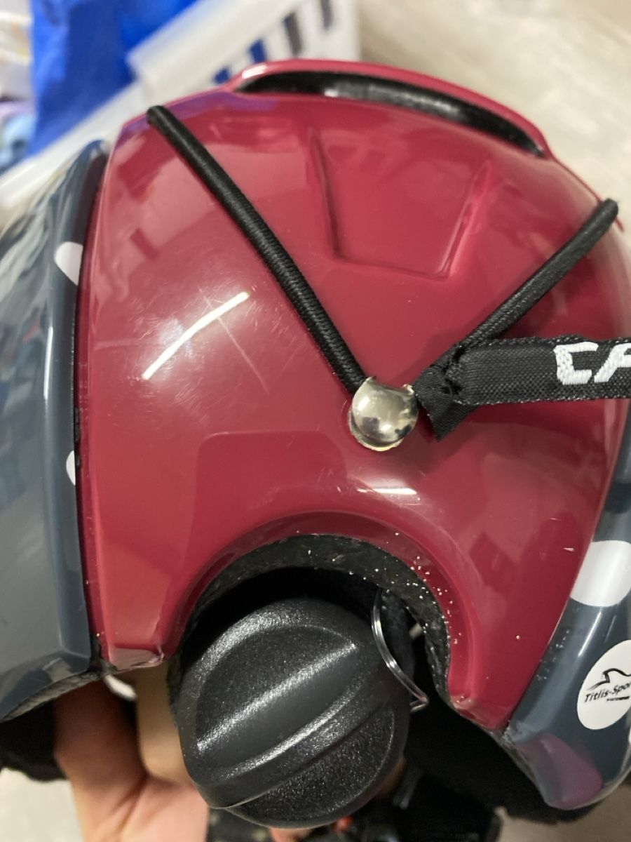 Casco Caschi: Casco Skihelm Kinderhelm Gr. 44-50cm rot-grau – Usato da Diegten venduto da streuli 2