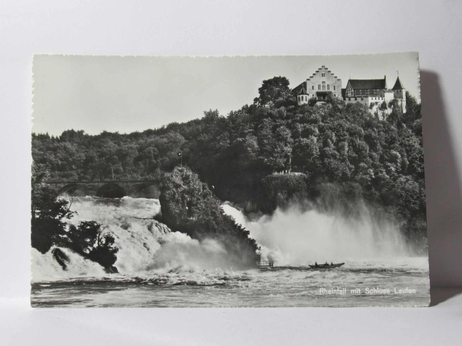 Cartoline postali: Der Rheinfall und Schloss Laufen – Nuovo (secondo la descrizione) da Grenchen venduto da Bluemchen1900
