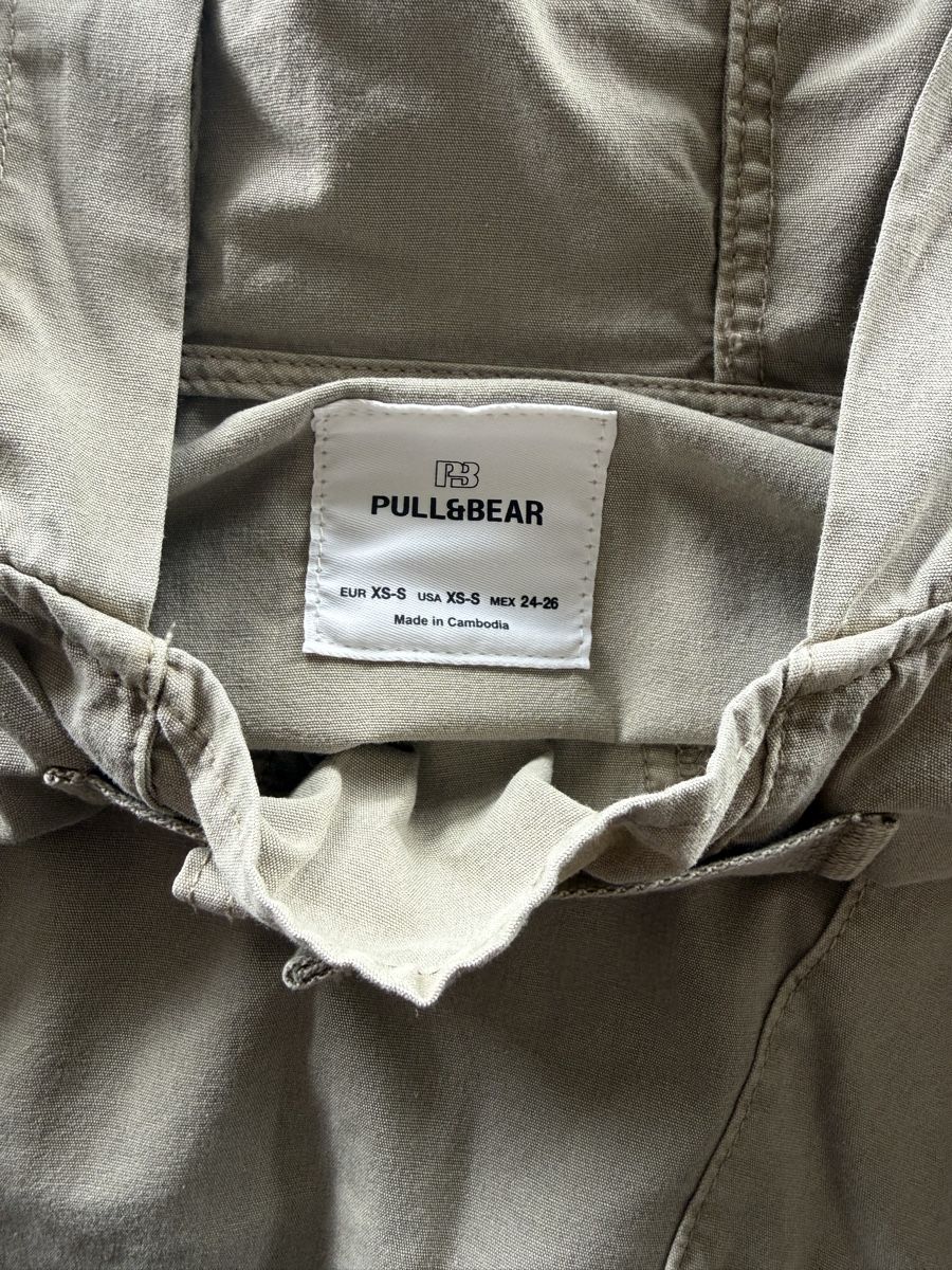 Pull&Bear Camicette: PULL & BEAR Bluse mit Kapuze XS – Usato da Lugnorre venduto da jettsett 6