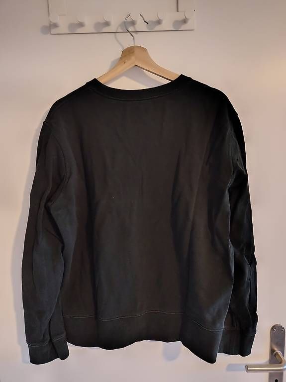 Arket Maglioni & Felpe: ARKET Sweatshirt / Pullover, Gr M, Dunkelgrün, tiptop – Usato da Hergiswil NW venduto da michischnix 1