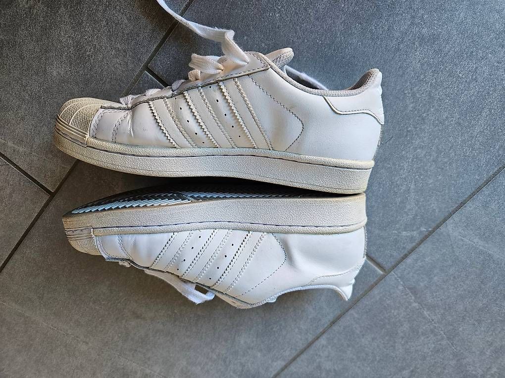 Adidas Scarpe da donna: Adidas Superstar weiss, Grösse 36 – Usato da Frauenfeld venduto da Heren_67 2