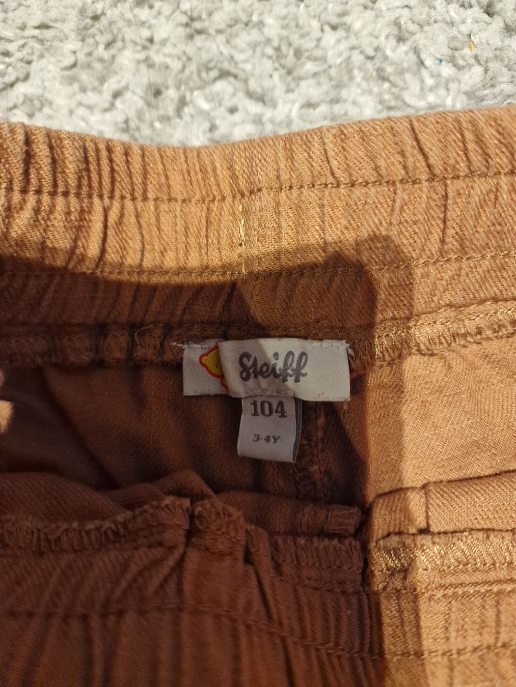 Lots de vêtements: Steiff Shorts Gr 104 – D'occasion à Basel par chingson 1