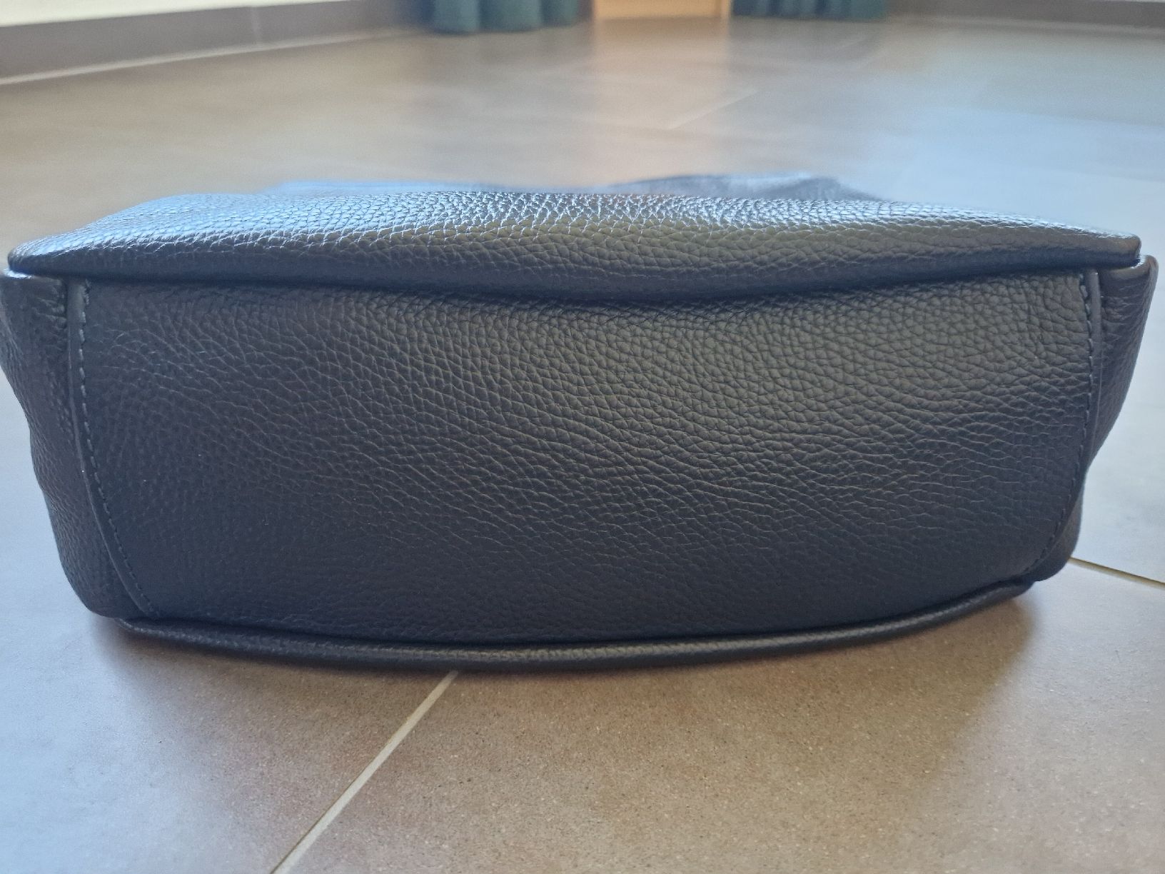 Borse da donna: Anna Morellini Tasche Leder dunkelblau – Usato da Lichtensteig venduto da Cocabana_16 5
