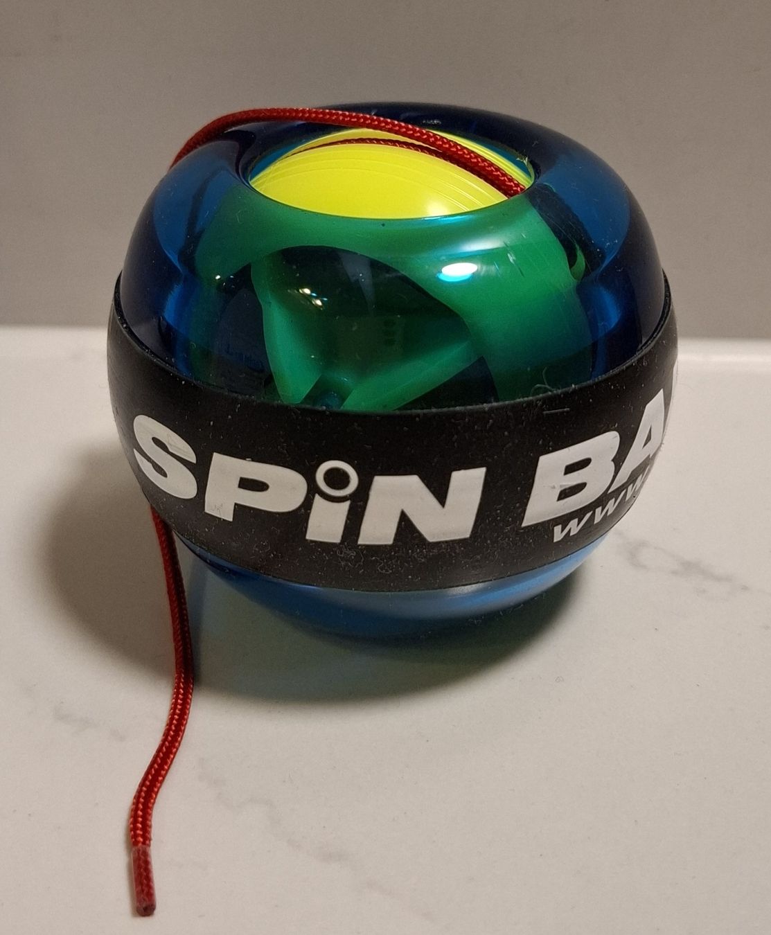 Hometrainer: Spin Ball - Der ultimative Handtrainer – Nuovo (secondo la descrizione) da Pagig venduto da Spring14 2