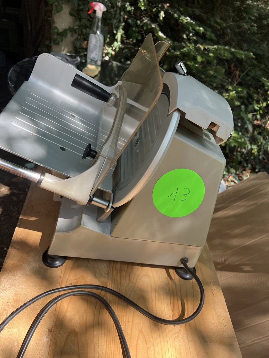 Trisa Küchengeräte: Trisa Schneidmaschine funktioniert – Gebraucht aus Neuenhof von Willi111 3