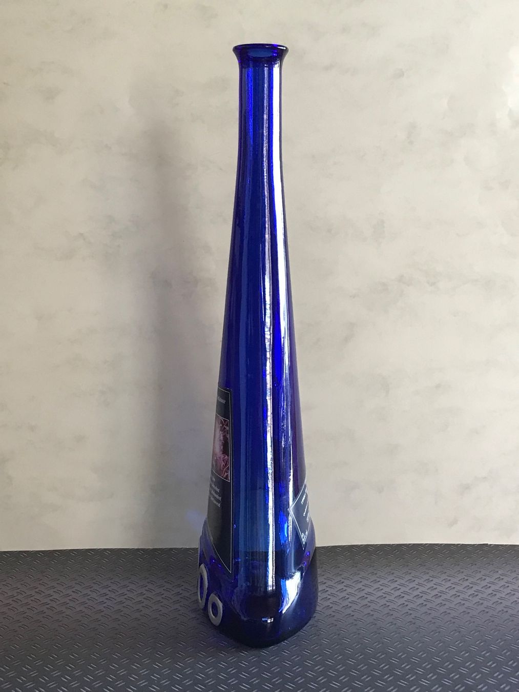 Bicchieri, Caraffe & Bottiglie: Flasche leer MILLENIUM-SILVESTER 2000 Spezialflasche 75 cl – Usato da Däniken SO venduto da allerlei54 2
