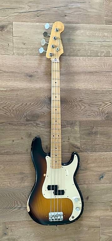 Instruments de musique: Fender Precision Bass "Road Worn" – D'occasion à Horw par Rbrun