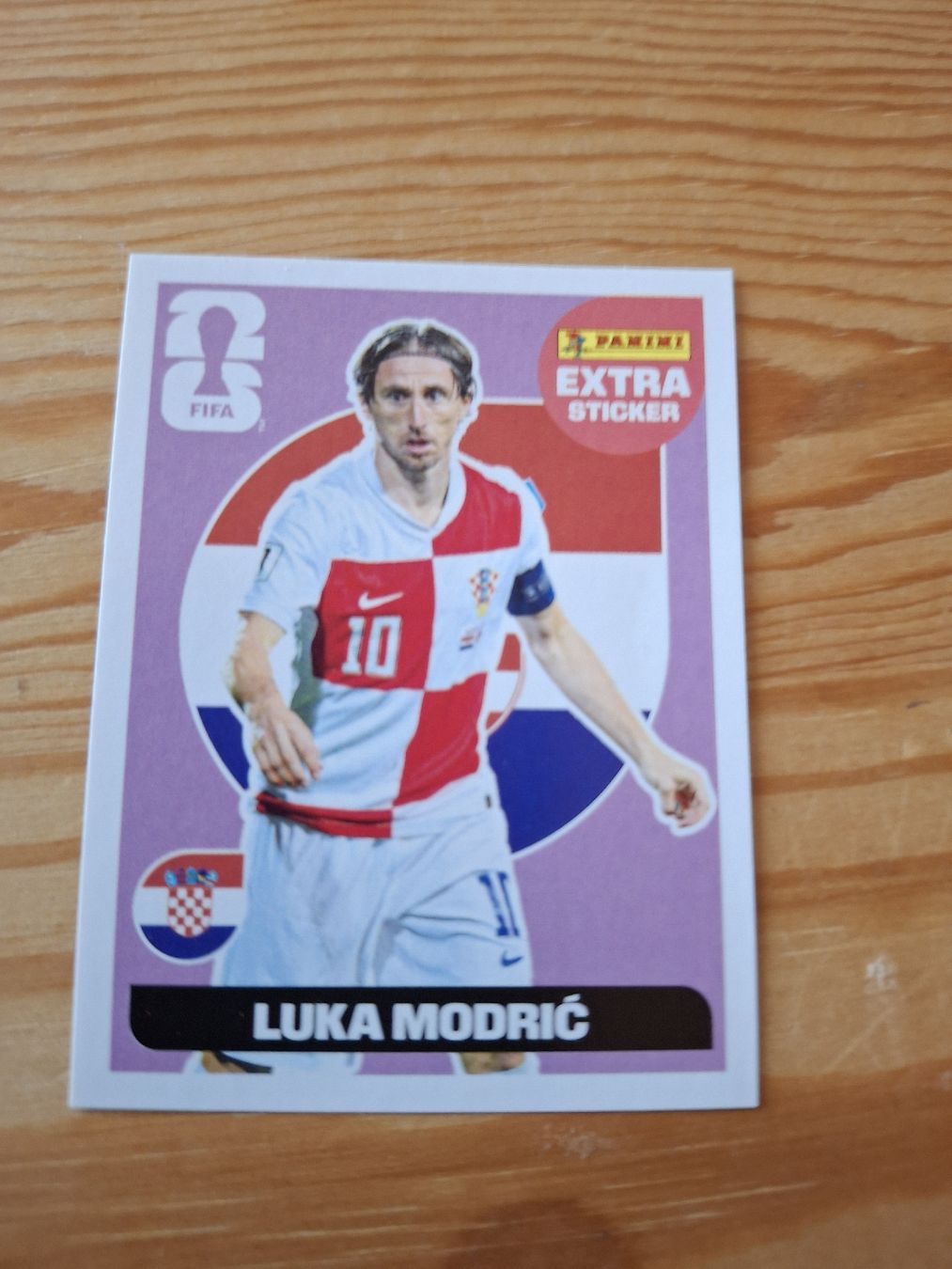 Panini Cartes à collectionner: Panini Extra Sticker Luka Modric FIFA World Cup 2026 – Neuf avec emballage d'origine à Herzogenbuchsee par marisav176