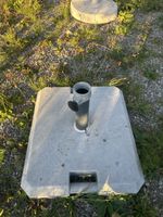 Sonnenschirmständer Doppler, Beton, fahrbar