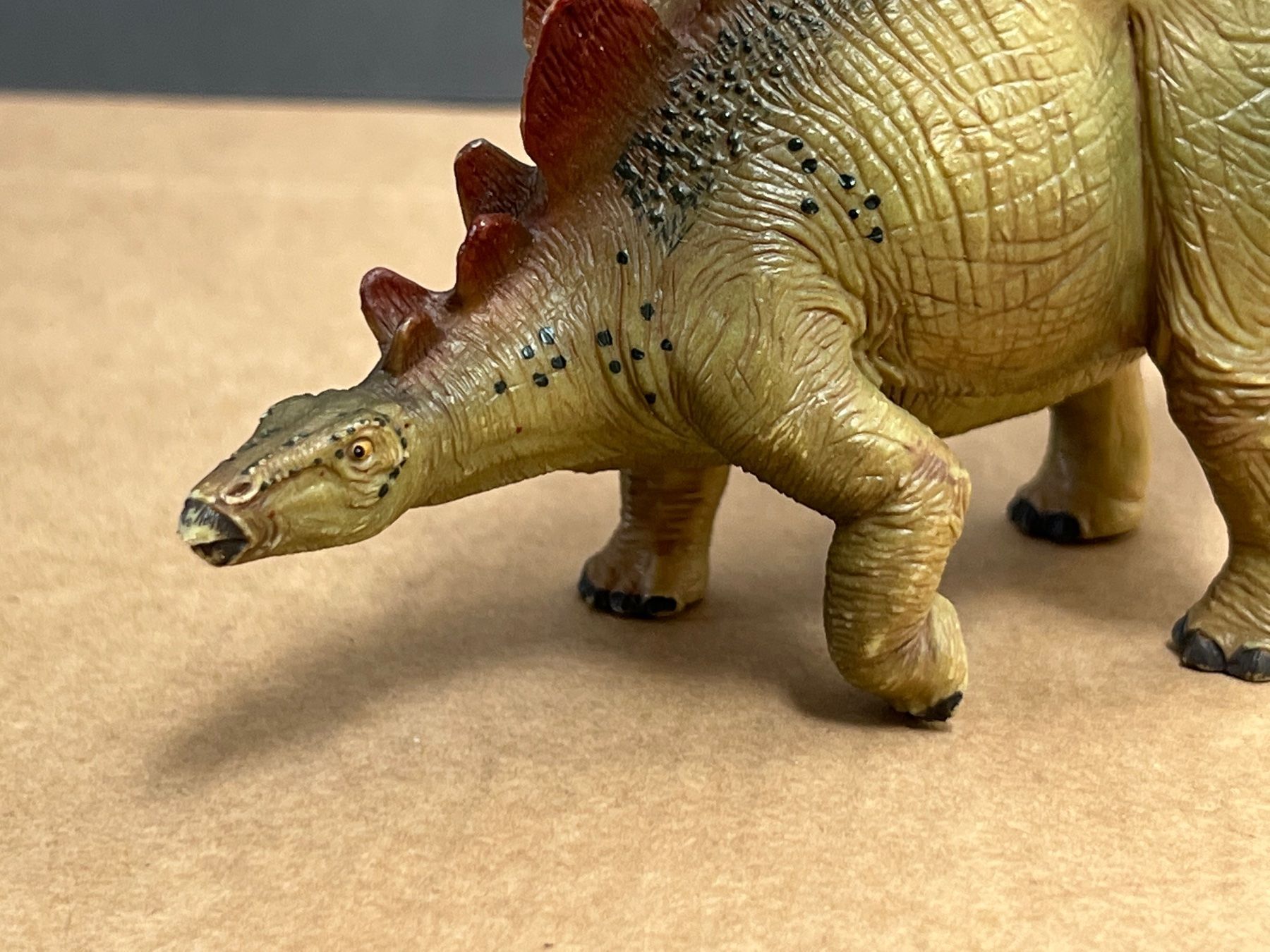 Schleich Figuren: Schleich 16457 Stegosaurus Dinosaurier – Gebraucht aus Ennetbaden von  2