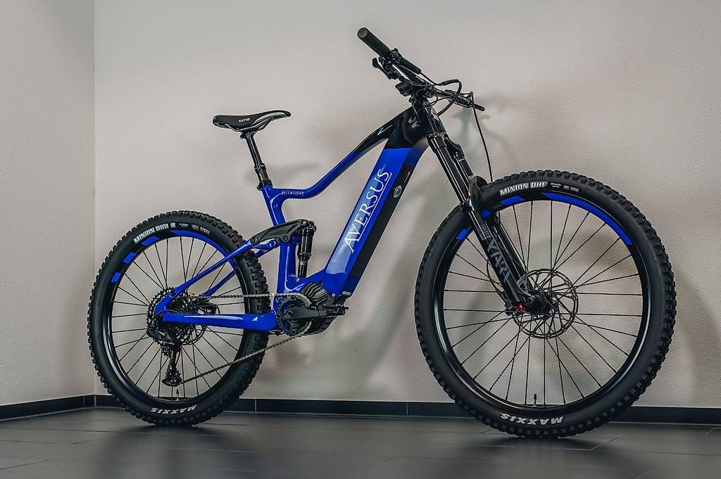 Velos: AVERSUS Peccatore Fully E-Bike – Neu und originalverpackt aus Oftringen von AversusBikestore 1