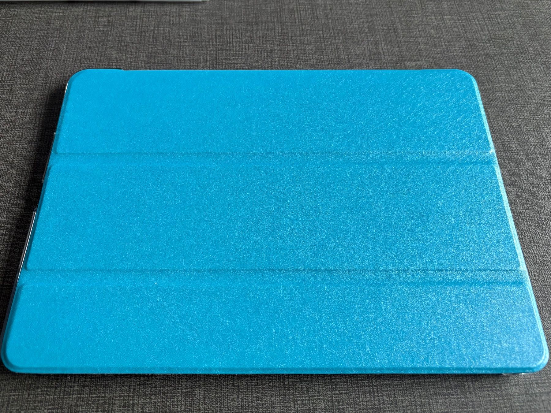 Covers & Borse: Étui pour tablette iPad Air 1 bleu – Nuovo (secondo la descrizione) da Blonay venduto da Patrice6