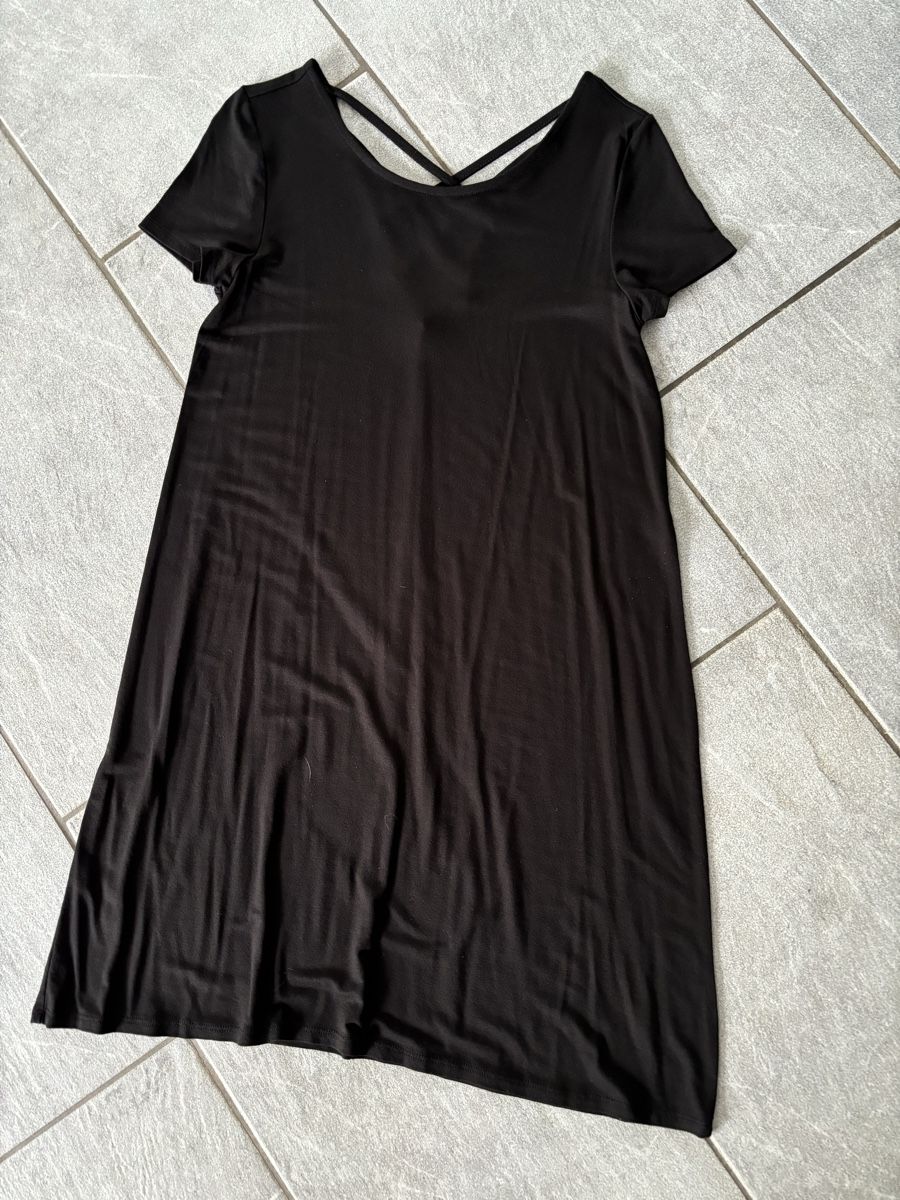 Only Kleider: Leichtes Kleid von Only Grösse S NEU – Neu (gemäss Beschreibung) aus Busswil BE von Hamdulilla